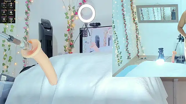 Genesis Love   online show from 10/19/25, 09:32