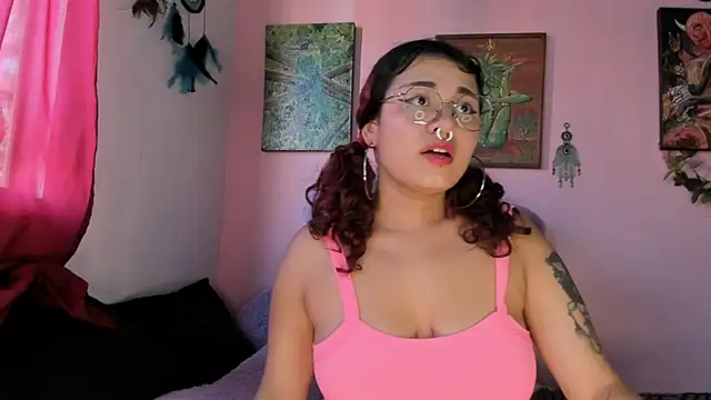Maddy Jhonsson online show from 06/24/26, 09:47