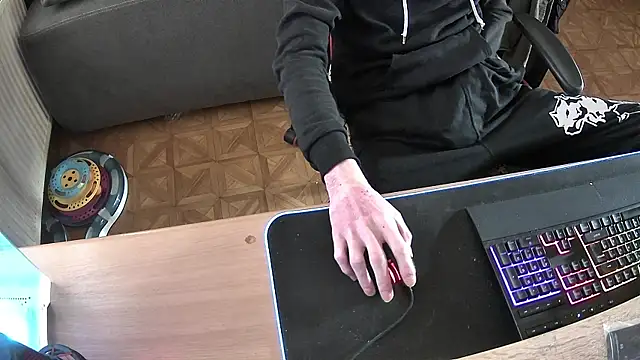 DerGeileLoveboy online show from 10/21/25, 10:38