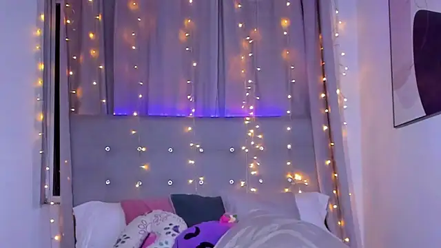 Anaroussew02 online show from 09/19/25, 03:19