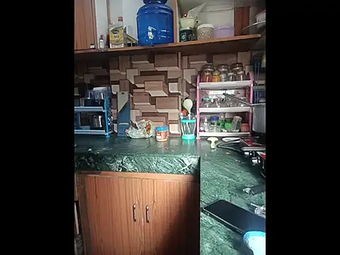 Snapshot of irizwan chatting on 11/19/25, 04:23 irizwan online show from 11/19/25, 04:23