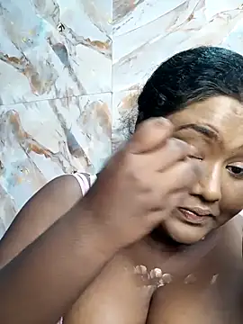 Snapshot of horny_diana chatting on 09/27/25, 05:40 horny diana online show from 09/27/25, 05:40