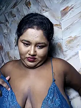 Snapshot of horny_diana chatting on 10/14/25, 05:58 horny diana online show from 10/14/25, 05:58