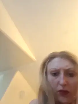 PoppyRoseX online show from 11/14/25, 08:07