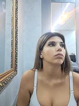 Bella Posh online show from 10/10/25, 05:06