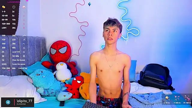 callum 77 online show from 10/15/25, 08:14