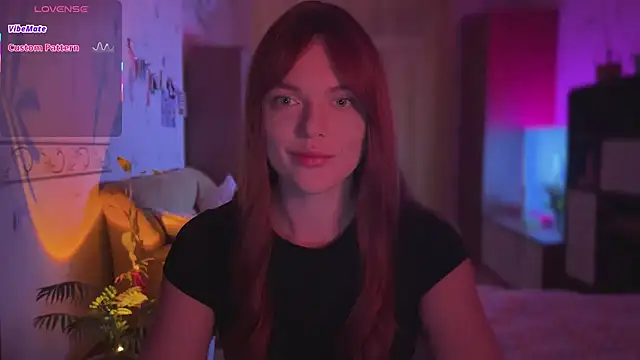 CherryRed Girl online show from 06/13/26, 10:40