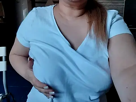 wife45bbw online show from 03/22/25, 12:57