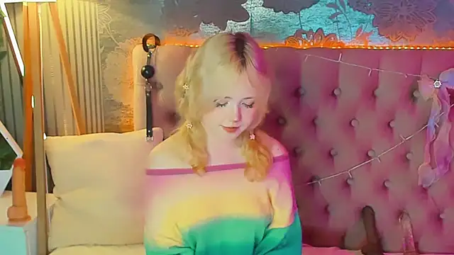 EmilyAngells online show from 07/07/26, 06:58