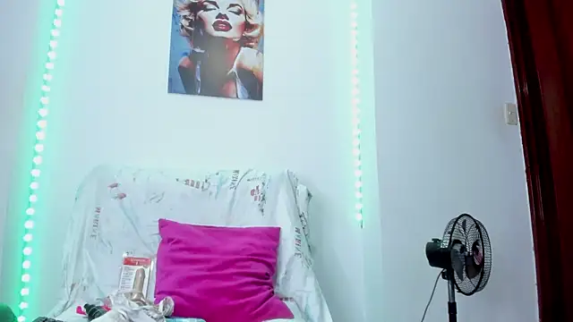 sindy castro online show from 07/07/26, 01:15