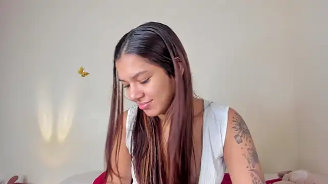 violett 24  online show from 10/11/25, 11:47