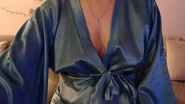 YourfantasyGiuly online show from 07/06/26, 05:48