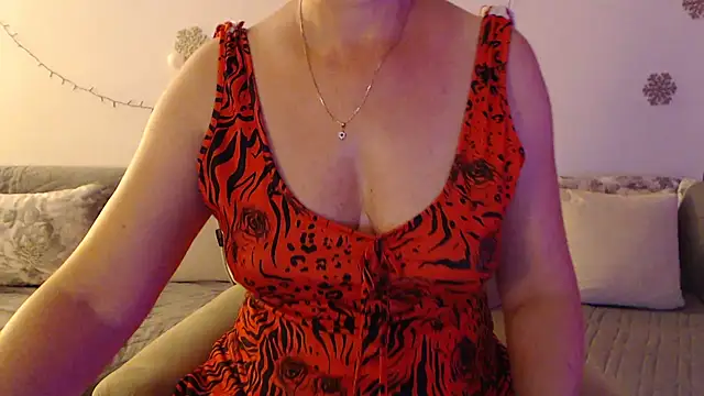 YourfantasyGiuly online show from 07/08/26, 05:28