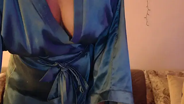 YourfantasyGiuly online show from 07/09/26, 05:33