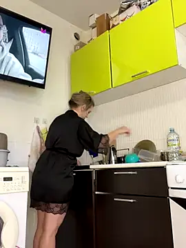 Snapshot of Lusi_Luxary chatting on 12/05/25, 06:55 Lusi Luxary online show from 12/05/25, 06:55