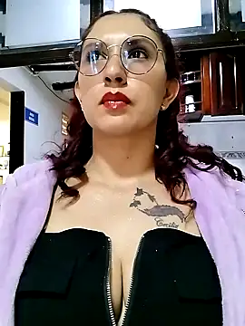 Snapshot of Megan-01- chatting on 02/26/25, 08:22 Megan-01- online show from 02/26/25, 08:22