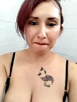 Snapshot of Megan-01- chatting on 03/01/25, 04:54 Megan-01- online show from 03/01/25, 04:54