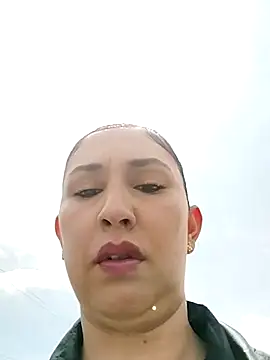 Snapshot of Megan-01- chatting on 03/04/25, 04:09 Megan-01- online show from 03/04/25, 04:09