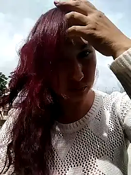 Snapshot of Megan-01- chatting on 03/20/25, 07:25 Megan-01- online show from 03/20/25, 07:25