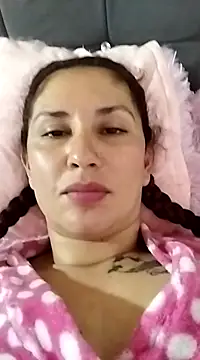 Snapshot of Megan-01- chatting on 03/22/25, 12:04 Megan-01- online show from 03/22/25, 12:04