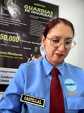 Snapshot of Megan-01- chatting on 10/29/25, 12:51 Megan-01- online show from 10/29/25, 12:51