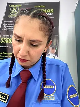 Snapshot of Megan-01- chatting on 11/19/25, 03:34 Megan-01- online show from 11/19/25, 03:34