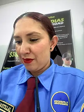 Snapshot of Megan-01- chatting on 11/20/25, 12:38 Megan-01- online show from 11/20/25, 12:38