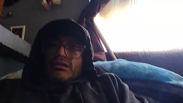 Snapshot of Mrpito7878 chatting on 03/17/25, 08:19 Mrpito7878 online show from 03/17/25, 08:19