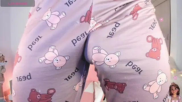 your favorite doll  online show from 11/20/25, 07:24