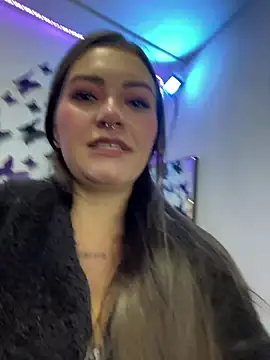 Luna kitty online show from 11/14/25, 06:06