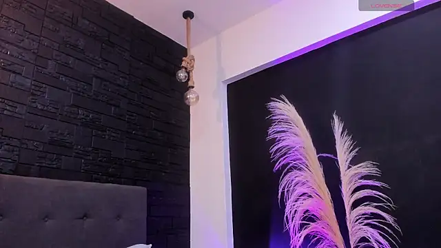 Snapshot of Maite_Smith_ chatting on 09/28/25, 12:10 Maite Smith  online show from 09/28/25, 12:10