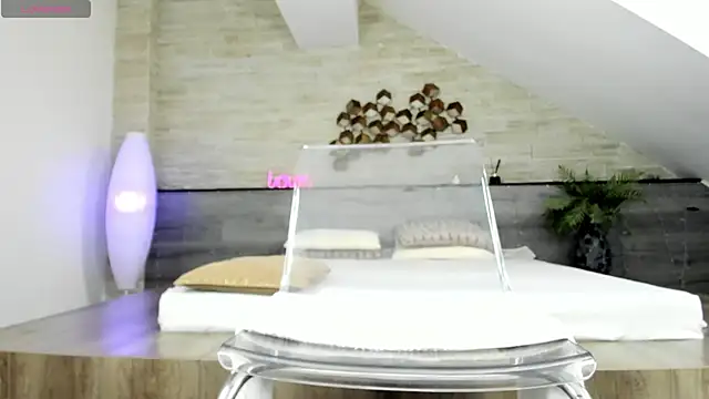 chiara conti online show from 03/03/25, 11:44