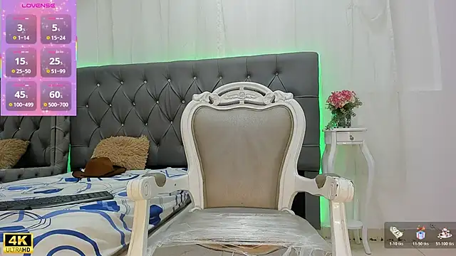 Snapshot of Javier_Hot27 chatting on 10/24/25, 07:43 Javier Hot27 online show from 10/24/25, 07:43