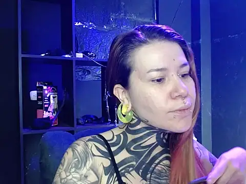 Snapshot of Pandora_9666 chatting on 11/04/25, 02:05 Pandora 9666 online show from 11/04/25, 02:05