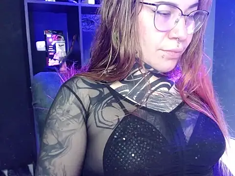 Snapshot of Pandora_9666 chatting on 11/13/25, 05:01 Pandora 9666 online show from 11/13/25, 05:01