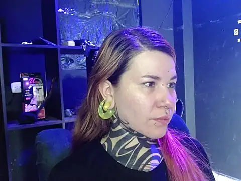 Snapshot of Pandora_9666 chatting on 11/14/25, 06:06 Pandora 9666 online show from 11/14/25, 06:06