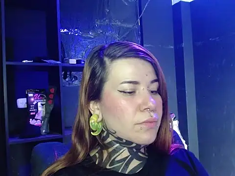 Snapshot of Pandora_9666 chatting on 11/23/25, 03:28 Pandora 9666 online show from 11/23/25, 03:28