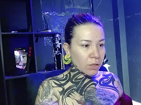 Snapshot of Pandora_9666 chatting on 11/26/25, 02:51 Pandora 9666 online show from 11/26/25, 02:51