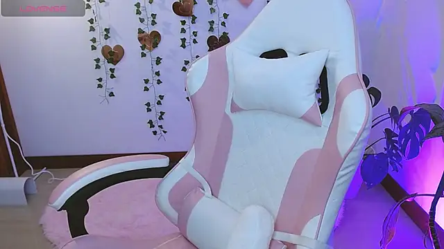 hellokitty  valery online show from 06/14/26, 02:24