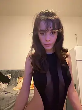 Snapshot of Mazzekyn chatting on 02/24/25, 04:47 Mazzekyn online show from 02/24/25, 04:47