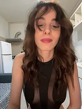 Snapshot of Mazzekyn chatting on 03/05/25, 09:04 Mazzekyn online show from 03/05/25, 09:04