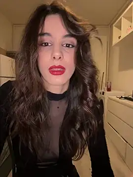 Snapshot of Mazzekyn chatting on 03/11/25, 03:12 Mazzekyn online show from 03/11/25, 03:12