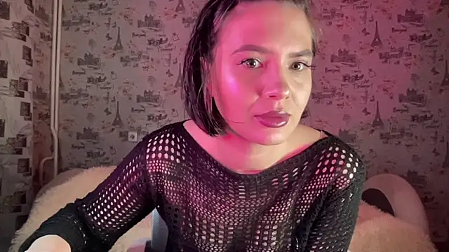 Just Scarlet  online show from 10/25/25, 11:29