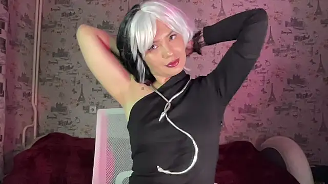 Just Scarlet  online show from 10/30/25, 09:44