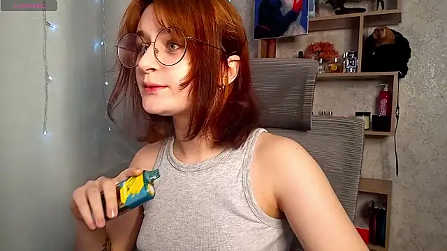 Snapshot of Sonya_mikki chatting on 02/27/25, 11:04 Sonya mikki online show from 02/27/25, 11:04