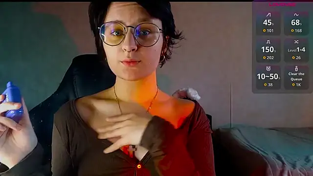 Snapshot of Sonya_mikki chatting on 10/16/25, 01:17 Sonya mikki online show from 10/16/25, 01:17