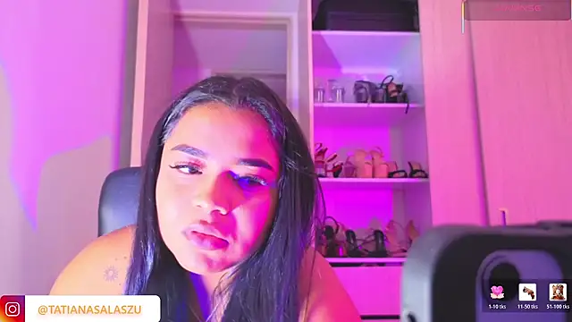 Snapshot of tatiana_10 chatting on 05/18/26, 04:07 tatiana 10 online show from 05/18/26, 04:07