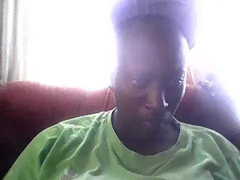 Snapshot of LoveDropss chatting on 02/26/25, 08:48 LoveDropss online show from 02/26/25, 08:48