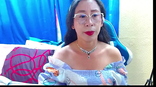 Gia leinn online show from 07/21/26, 08:00