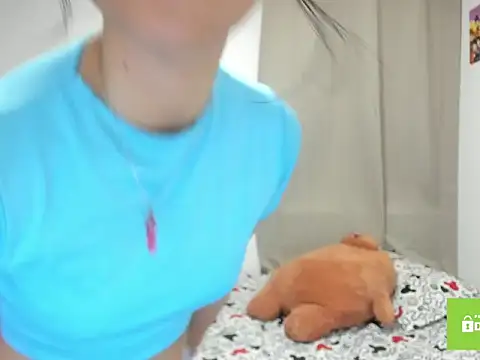 Snapshot of xoxo_kiitty chatting on 11/25/25, 01:16 xoxo kiitty online show from 11/25/25, 01:16